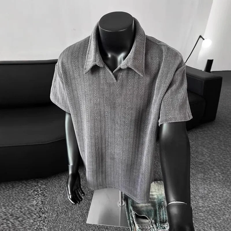 Camicia Estiva da Uomo Trendy a Mezza Manica con Colletto Polo in Jacquard Grigio Fantasia, Taglie Forti, Collezione Lapel Youth 2026 - immagine 4