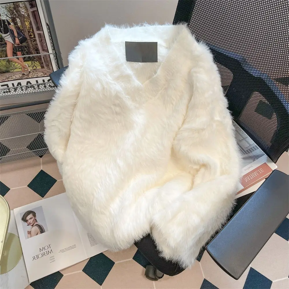 Camisola com decote em v para mulheres outono inverno pele de vison macia casual solto preguiçoso pulôver engrossado pelúcia doce base branca camisola de malha