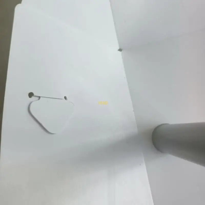 어린이 친화적인 식사 시간 동반자 시트 커버 표준 용 의자에 쉽게 설치 빠른 유지 관리가 가능합니다.