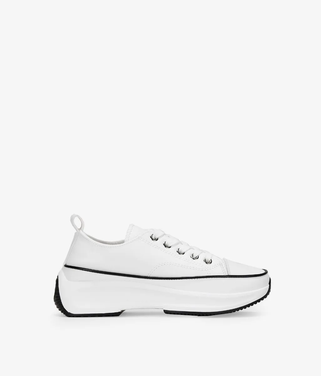 BOSANOVA women's shoes white sneakers with platform sole and black details. Lace up closure