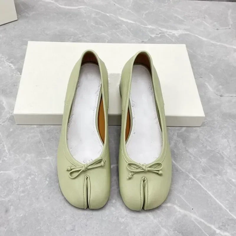 European and American Spring/Summer Split Toe Single Shoes Women's Mid Heel Shallow Mouth Sheepskin Pig Feet Shoes women shoes split toe shoes