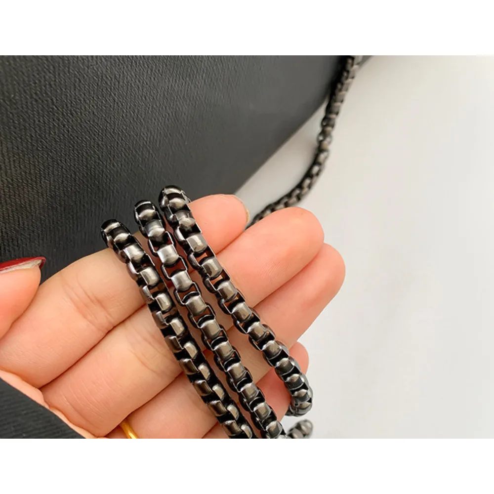 Borsa per donna 2024 nuova versione coreana piccola borsa a tracolla quadrata con tracolla singola, borsa da donna versatile alla moda,_voghion.com