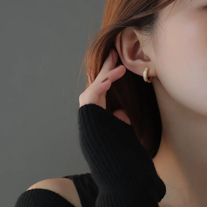 우아한 심플 바늘 여성 후프 귀걸이, 빈티지 패션, 우아한 라인스톤 귀걸이, 트렌디 힙합 이어 장식