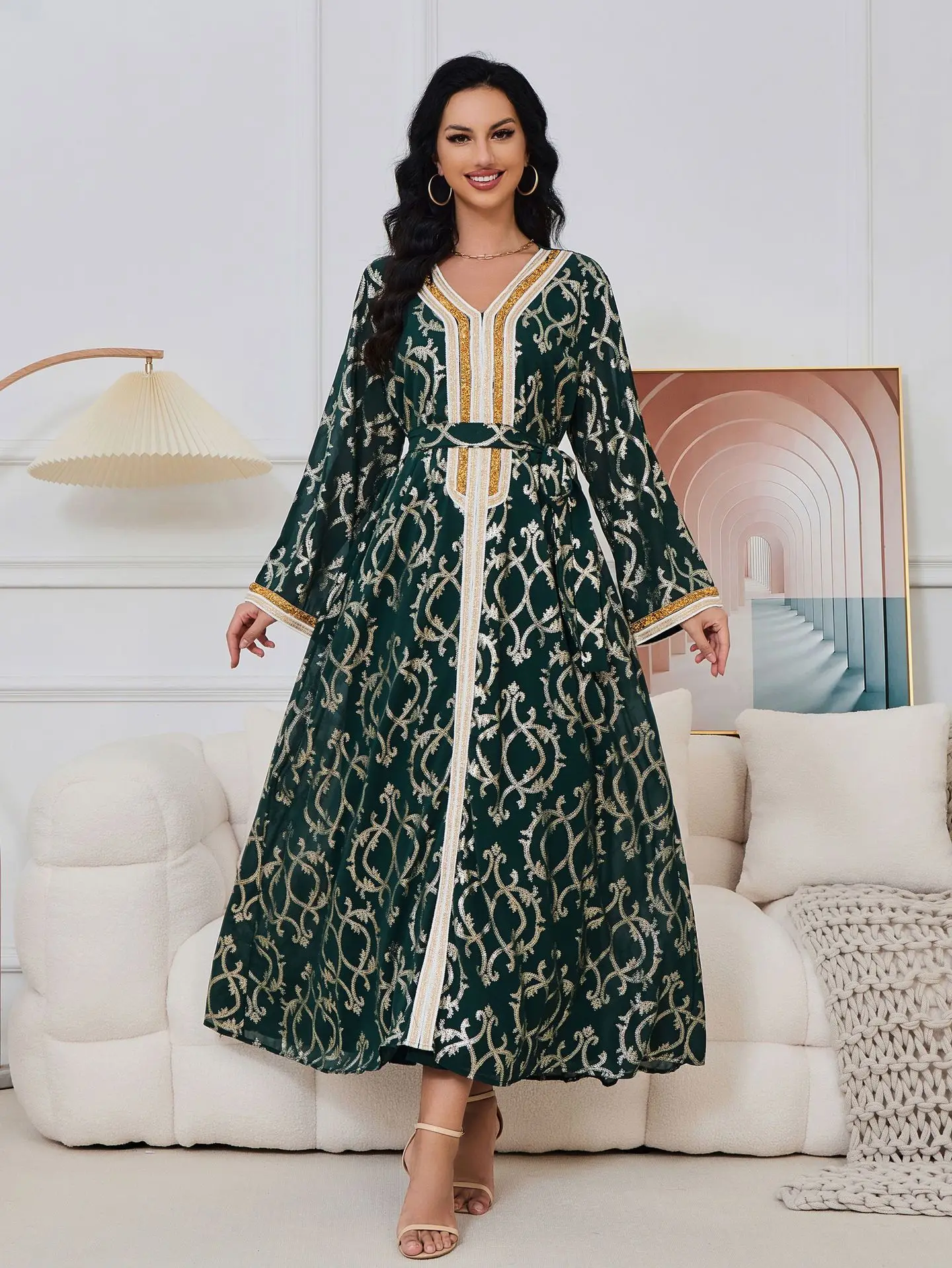 

Solid Floral Gold Stamping Diamonds Dubai Moroccan Women Party Dress African Jalabiyat Long Sleeve V-Neck Belted Abaya