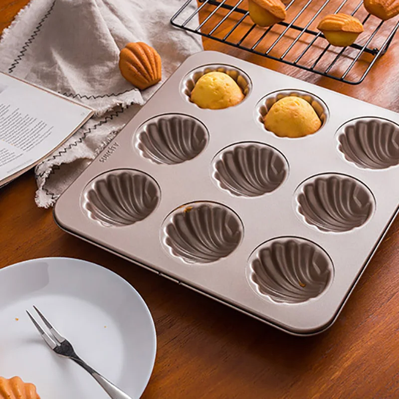 Silicone Bakeware Set, 18-Piece Set including Cupcake Molds, Muffin Pan,  Bread Pan, Cookie Sheet, Bundt Pan, Baking Supplies by Classic Cuisine 