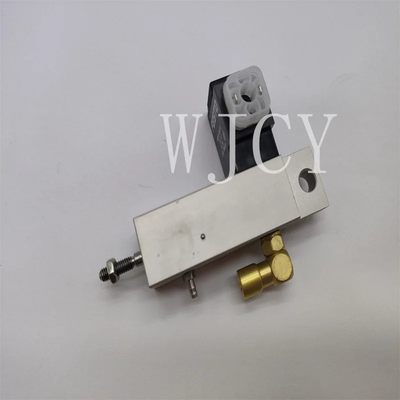 

2 шт., L2.335.051, электромагнитный клапан, фотоофсетная печатная машина, часть для SM74 SM52 CD74 XL75