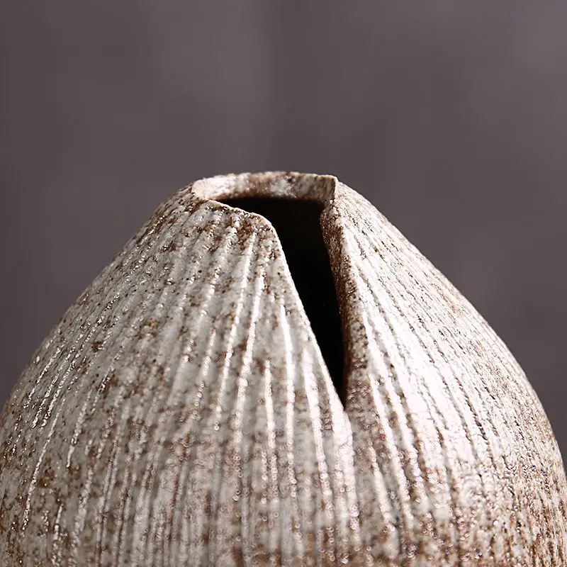 Creative Ceramic Handmade Desktop Decoration Ceramic Small Flower Vase Home Retro Hydroponic Vase Japanese Style Zen Vase LF328 4