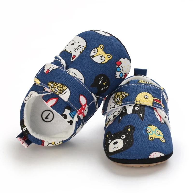 Рисунок 3 - Демисезонная спортивная обувь для новорожденных