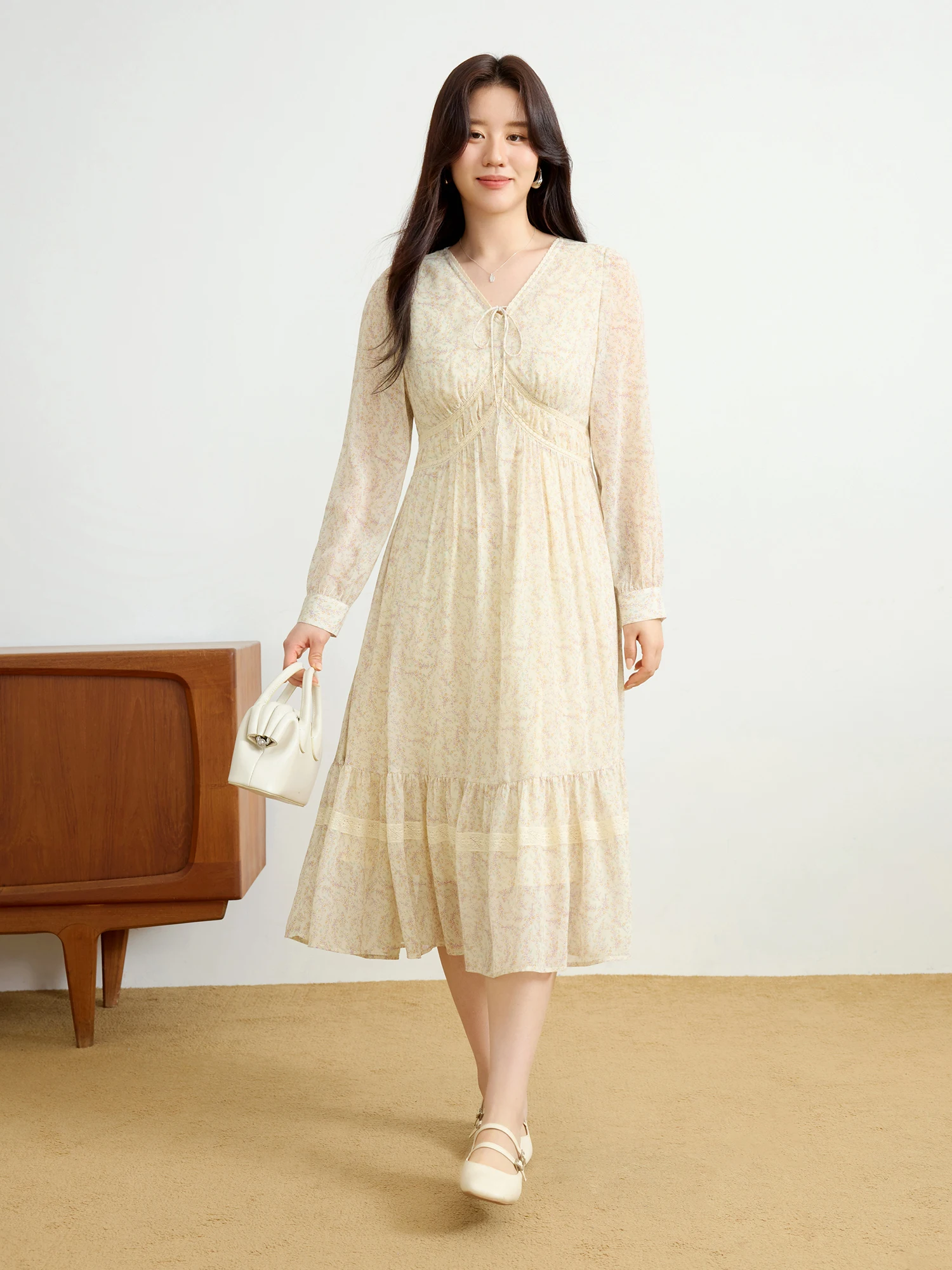 V Neck Umbrella Sleeves Dress DUSHU Office Lady Women's Flowing Umbrella  Chiffon V-neck Lace Dress
