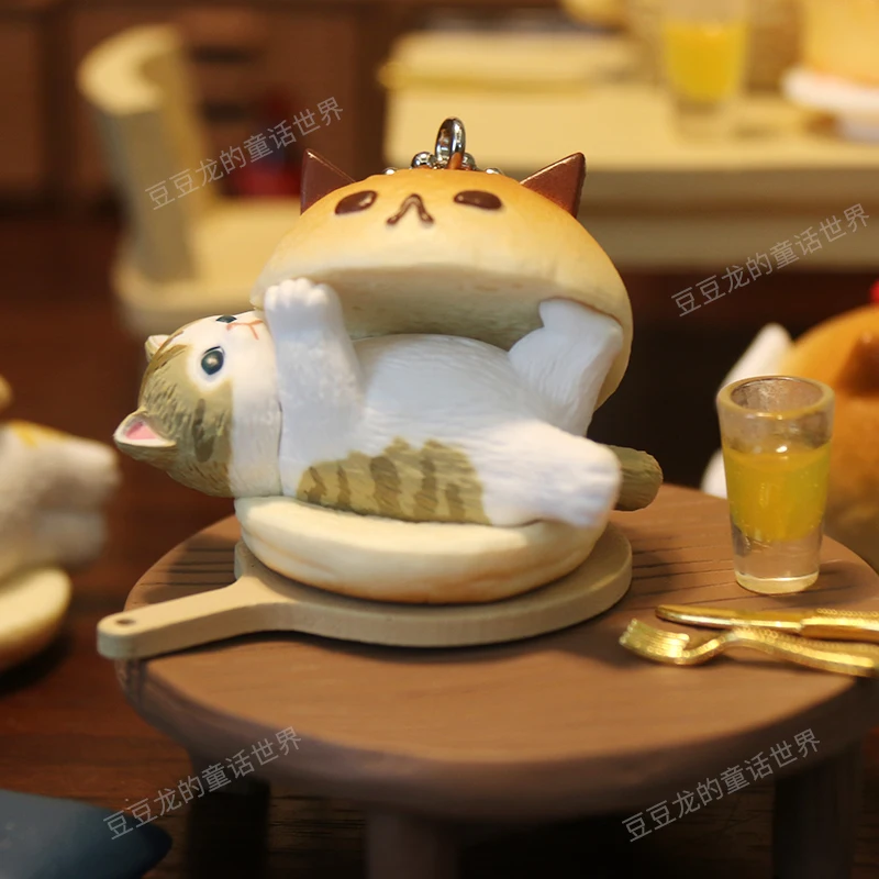 

Japanese Bandai Genuine Gacha Scale Model Hamburger Cat Pendant Cute Model Collection Pendant Series Action Figure Model Toys