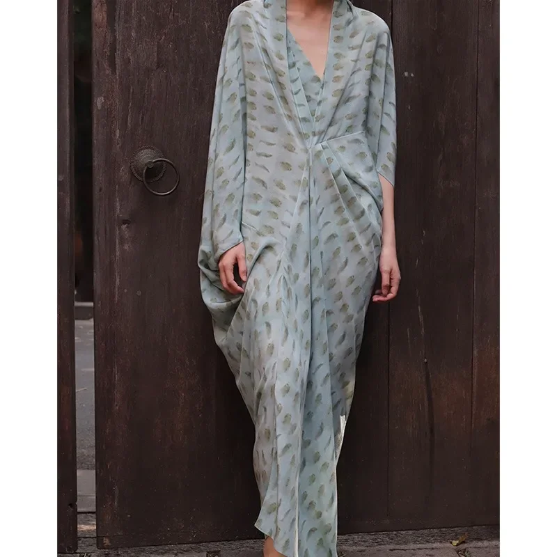 

Spanish niche design Corta@ temperament elegant silk printed irregular one shoulder sleeve V-neck flowy dress