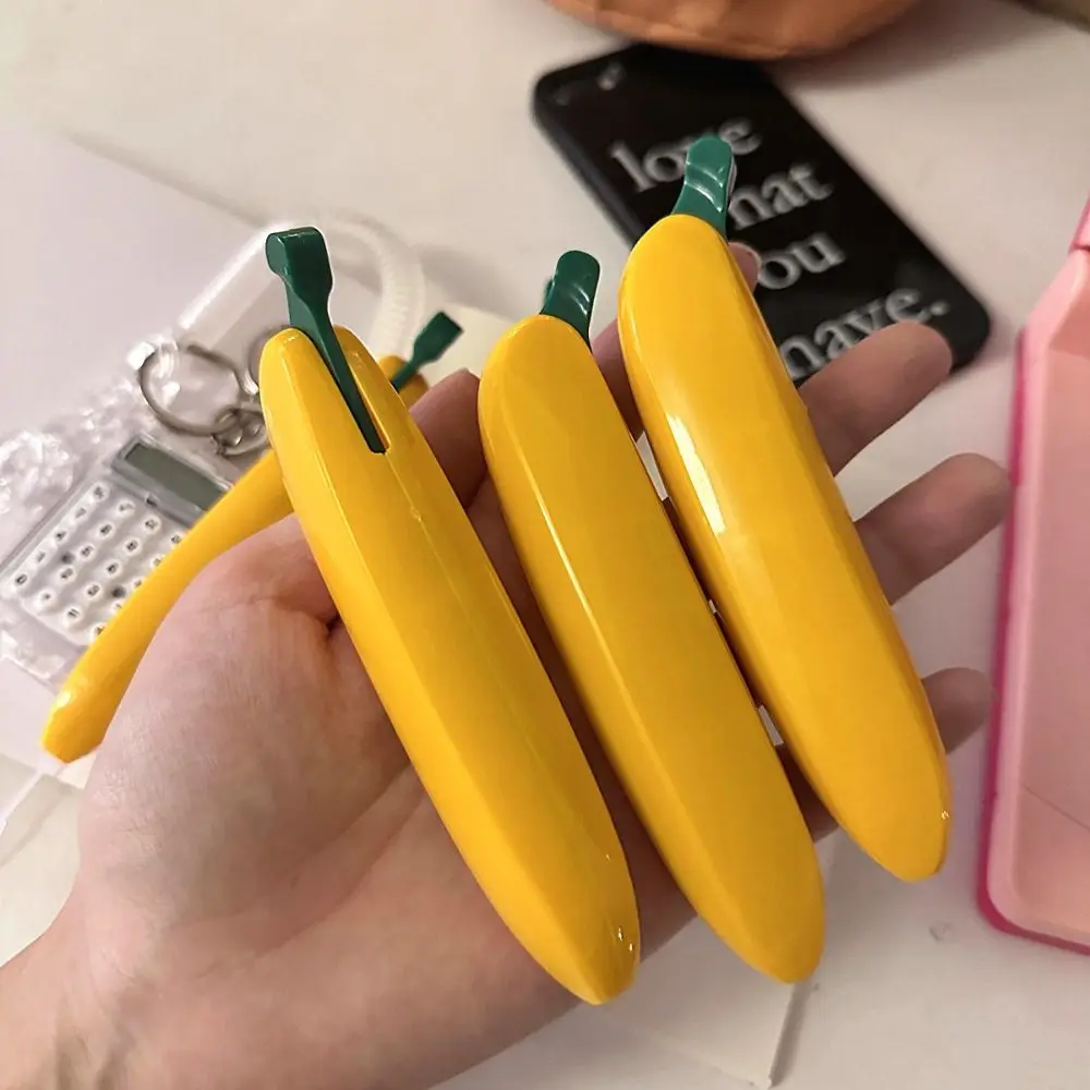 

Lovely Stationery . Creative Plastic Ballpoint Pen Yellow Portable Simulation Banana Toy Students