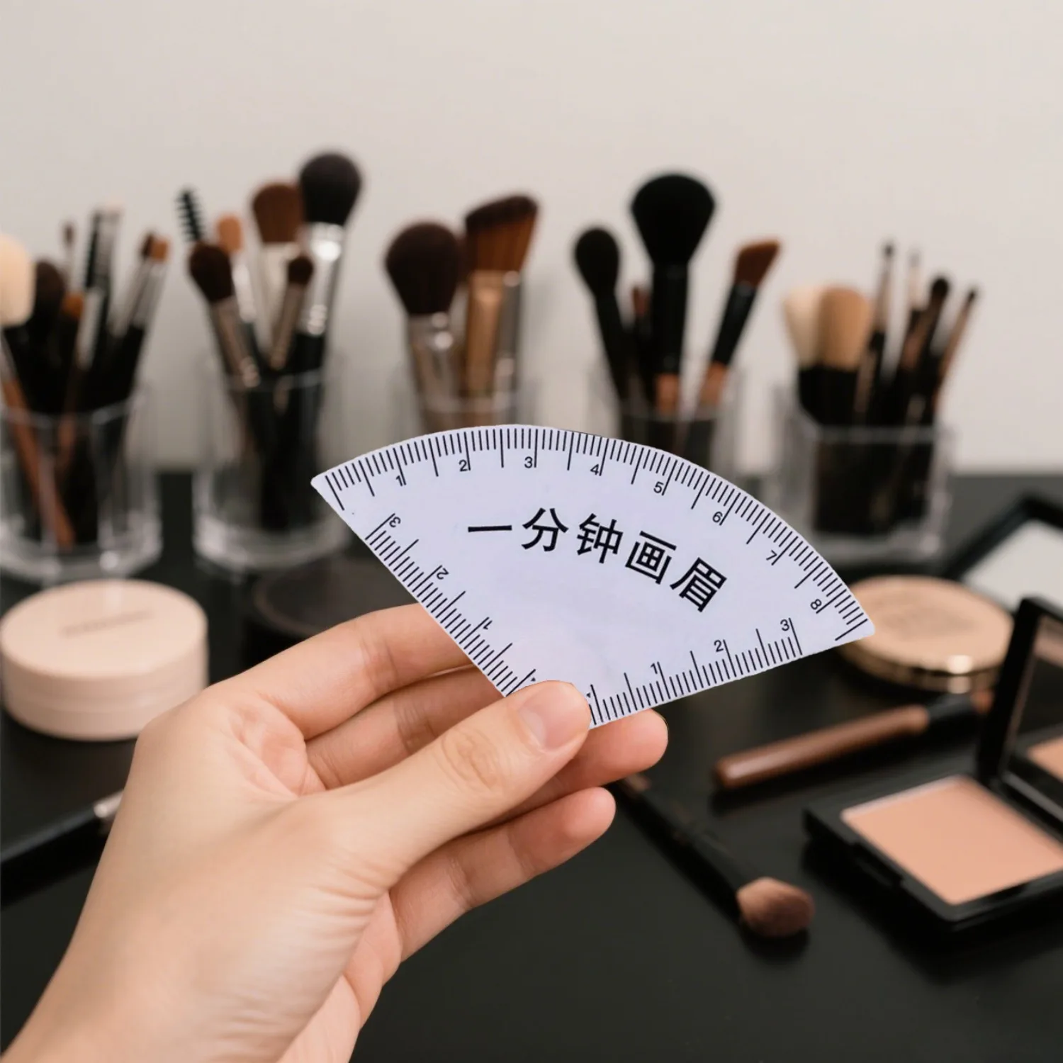 1PC Instant Brow Stencil Kit - Reusable DIY Eyebrow Template for Perfect Arch in 1 Minute, Beginner-Friendly Home Beauty Tool