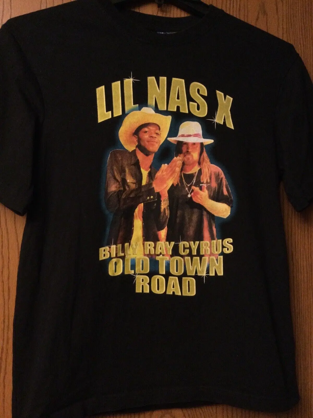 Lil Nas & Billy Ray Ciro "Old Town Road" Camicia Nera Xs Divisa