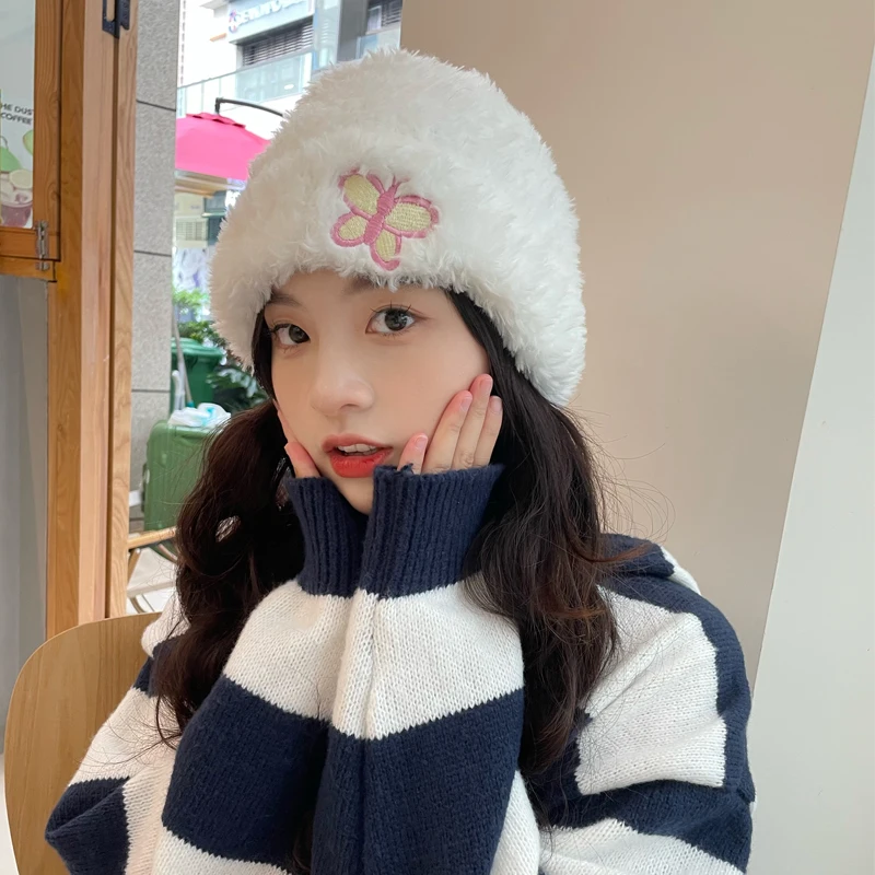 

Japanese Loose Women's Hats Autumn and Winter Thickening and Warm Cute Beanies White Plush Knitted Pullover Ear Protection Hat