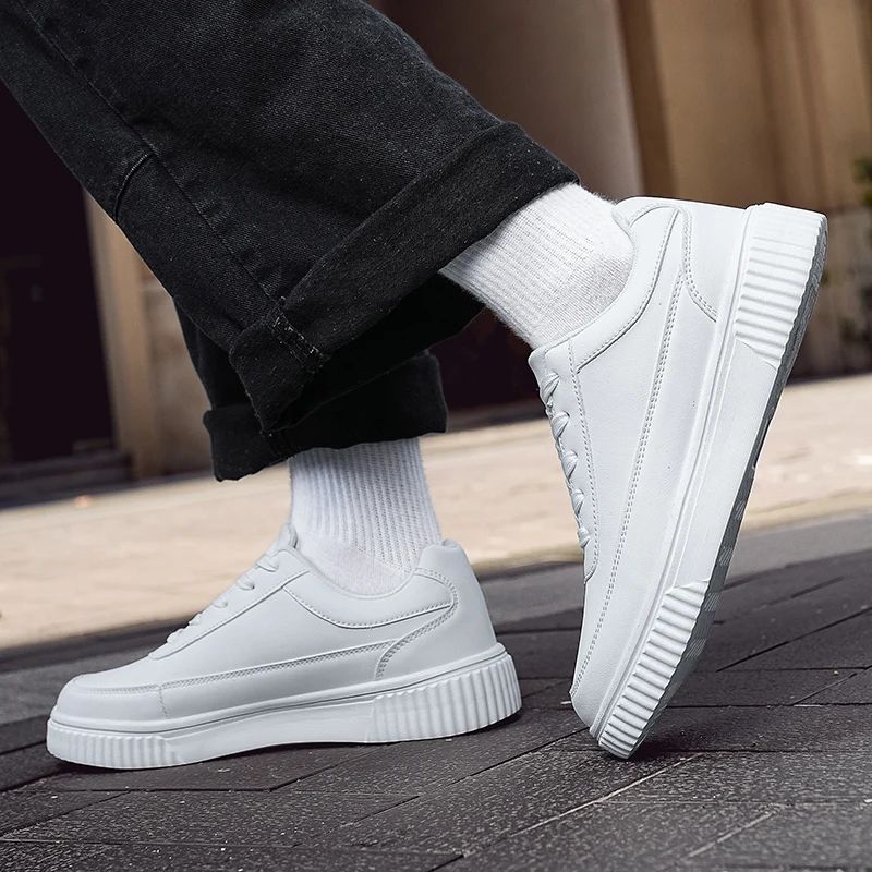 Men Sneakers Leather Mens Fashion Business Shoes lace up Luxury Brand Men Casual Walking Trainers Male Designer Moccasins men