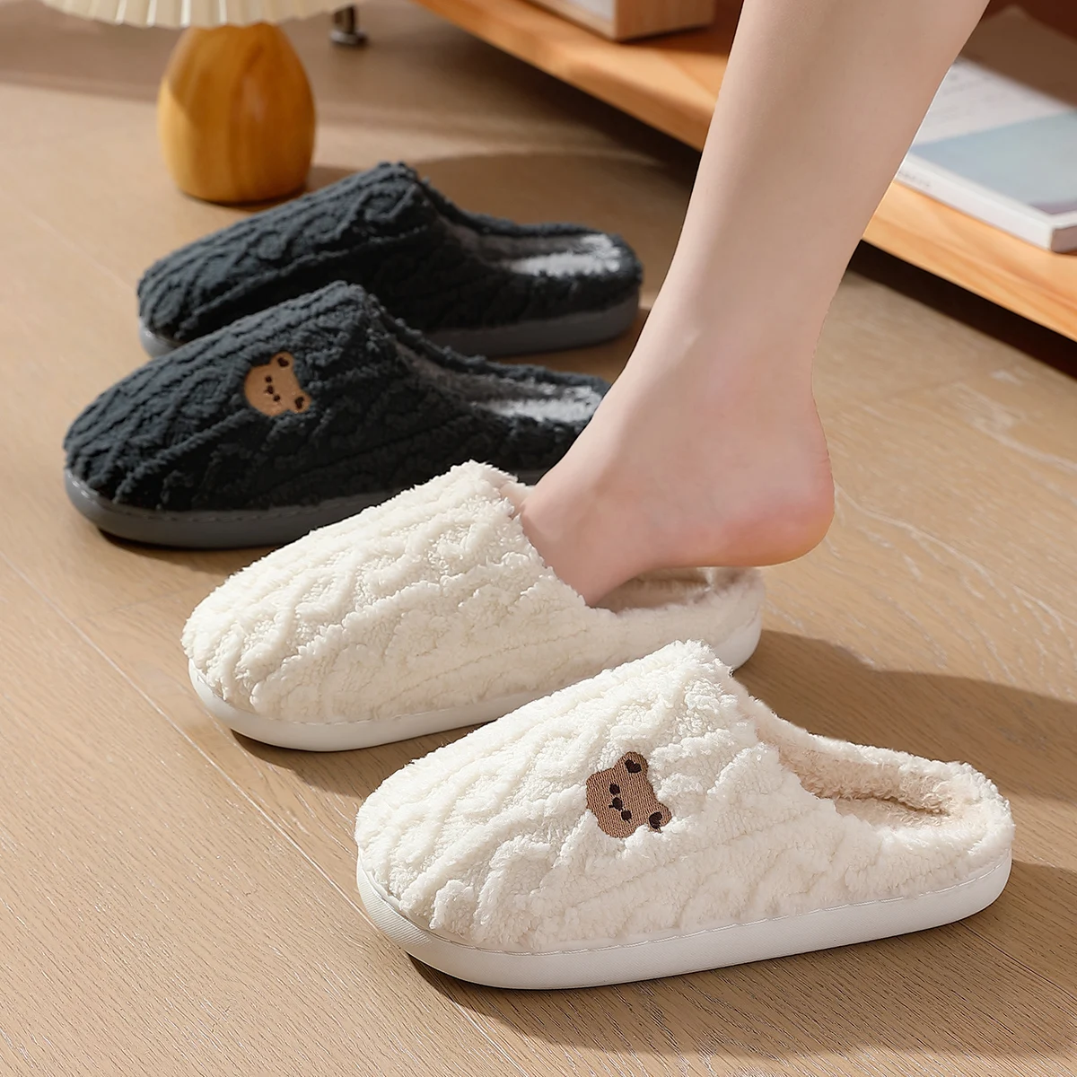 QYCKABY Women's Lovely Simplicity Fur Slippers Unisex Home Comfortable Plush Lined Slip On Shoes, Mens Warm Autumn Winter Slides 5