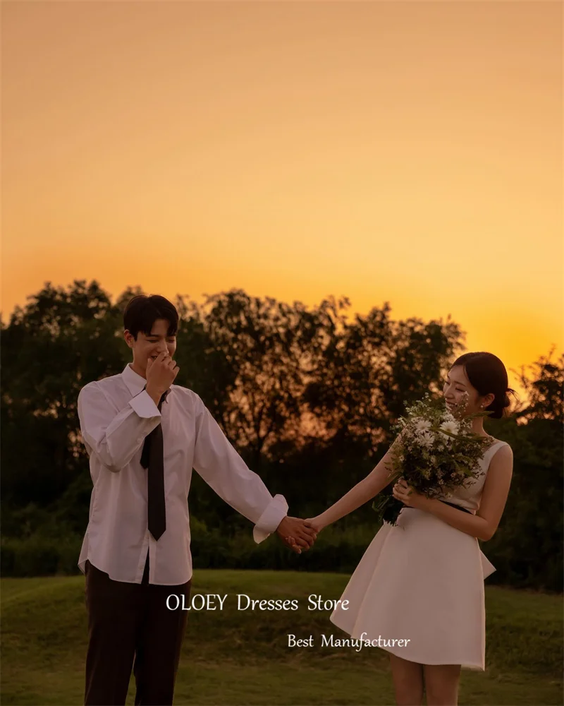 OLOEY Simple A Line Short Wedding Dresses Korea Photoshoot Wide Straps Bow Back Mini Country Bridal Gowns Customised Party Dress 3