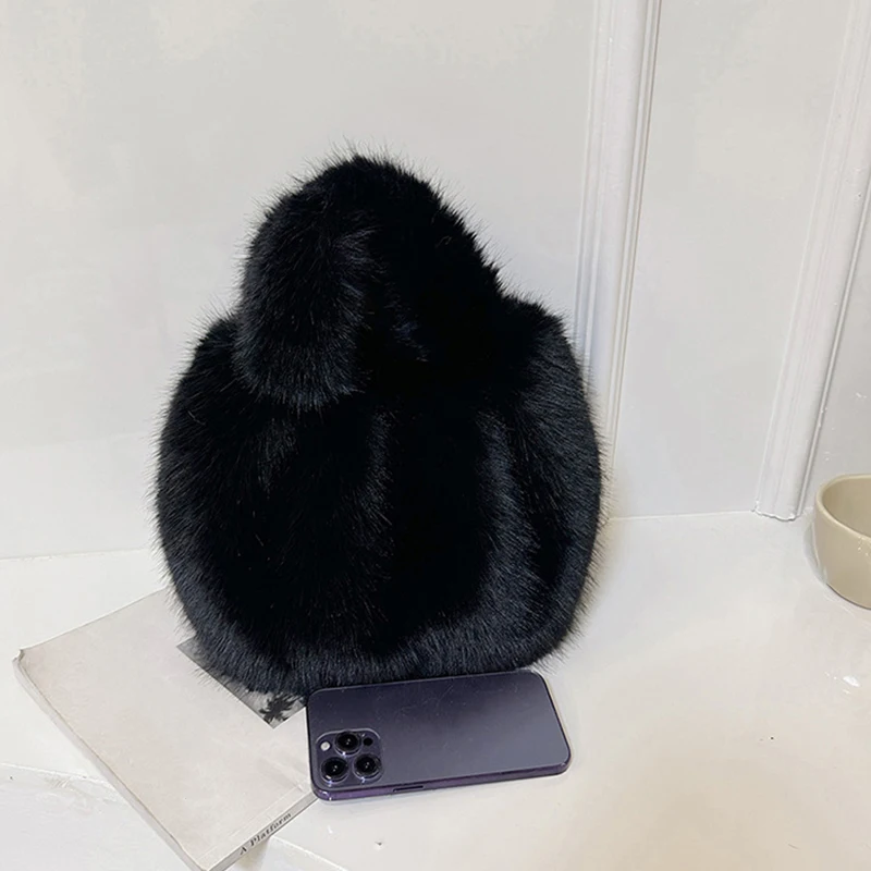 Large Plush Tote Faux Fur Shoulder Bag Winter Fluffy Women Designer Handbags Warm Soft Crossbody Bags for Women Purses