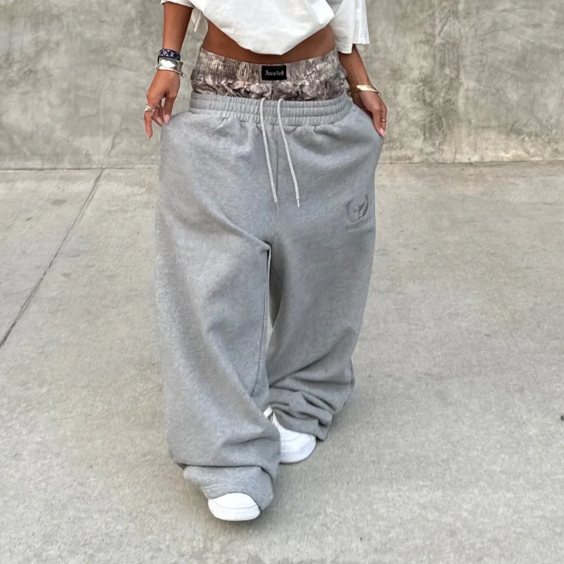 Y2K Trend Sweatpants Camouflage Embroidered Pattern Streetwear Men Women Clothing Retro Camo Baggy Pants Unisex Wide Leg Pants 5