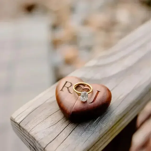 Heart-shaped Ring Box Walnut Wood Proposal Wedding Valentine Rings Storage Free Engraving Logo Personalized Customized Gift 4