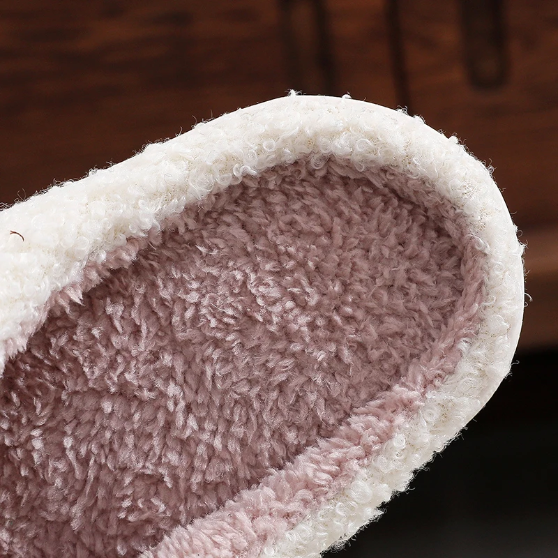 Funny Pattern Christmas Plush Slippers Women Cozy Soft Sole Furry Cotton Slippers Woman Non Slip Flat Heel Home Shoes Female