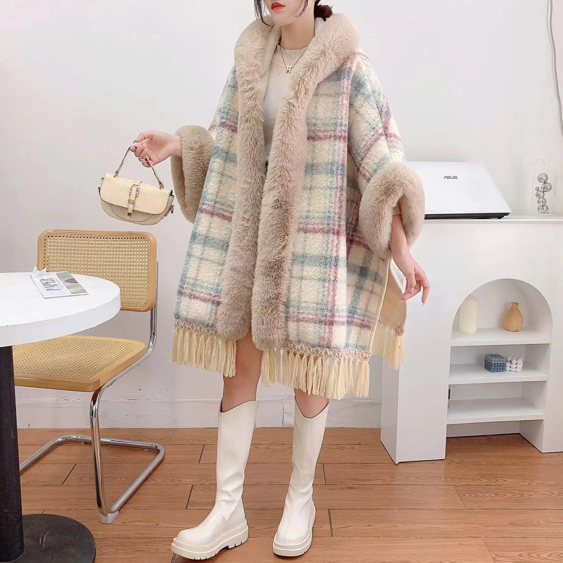 新品未使用Rosy monster fuwafuwa poncho coat Japanese style cocoon coat - Strawberry | ZEFYRAS