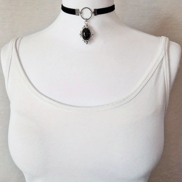 Cara Gothic Vampire Cameo Pendant Choker Necklace 6