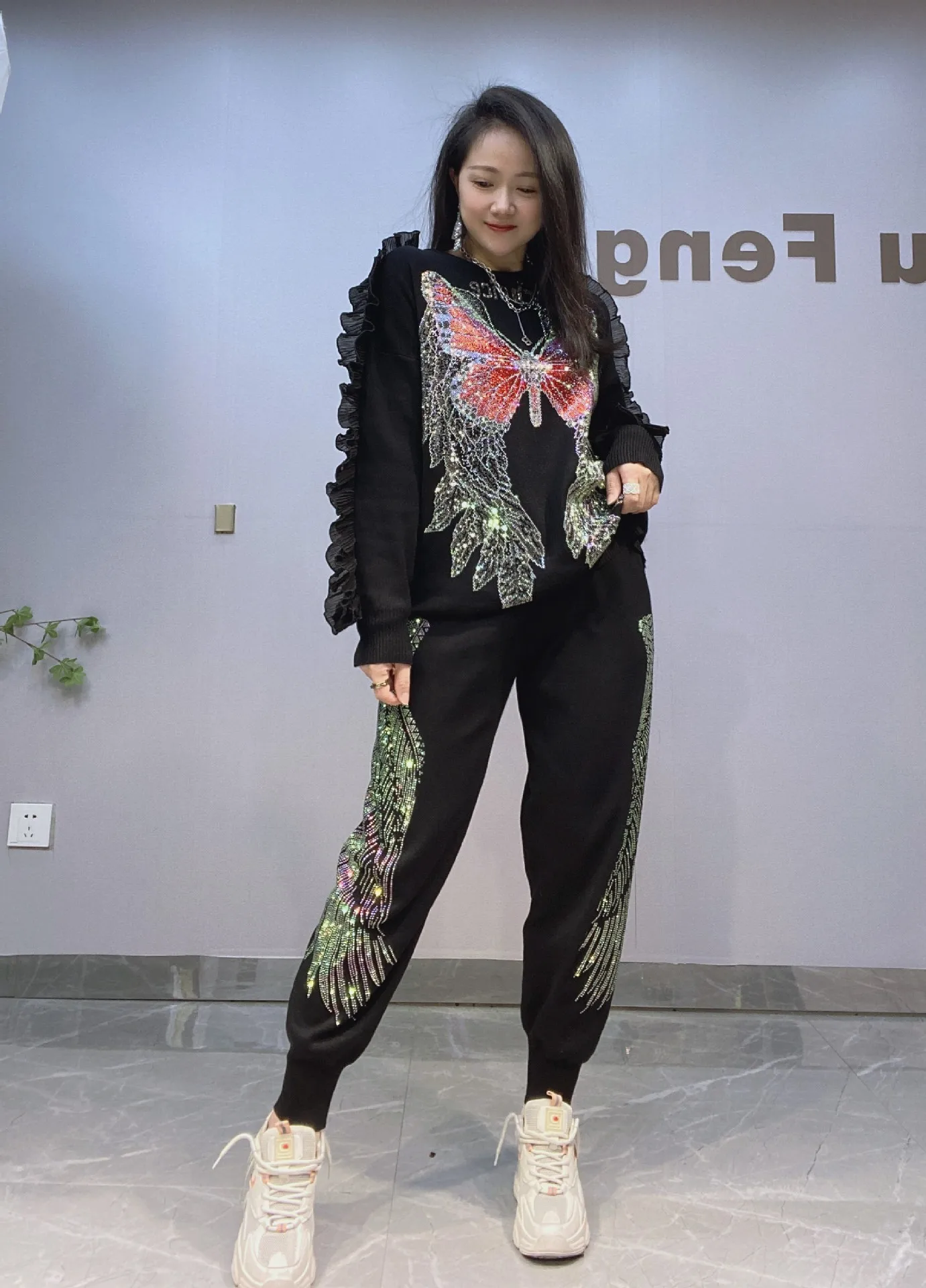 Gitter Rhinestones Knitted Tracksuit For Women Autumn Sports Set Stretchy Casual Hoodies And Trousers Больших размеров 3
