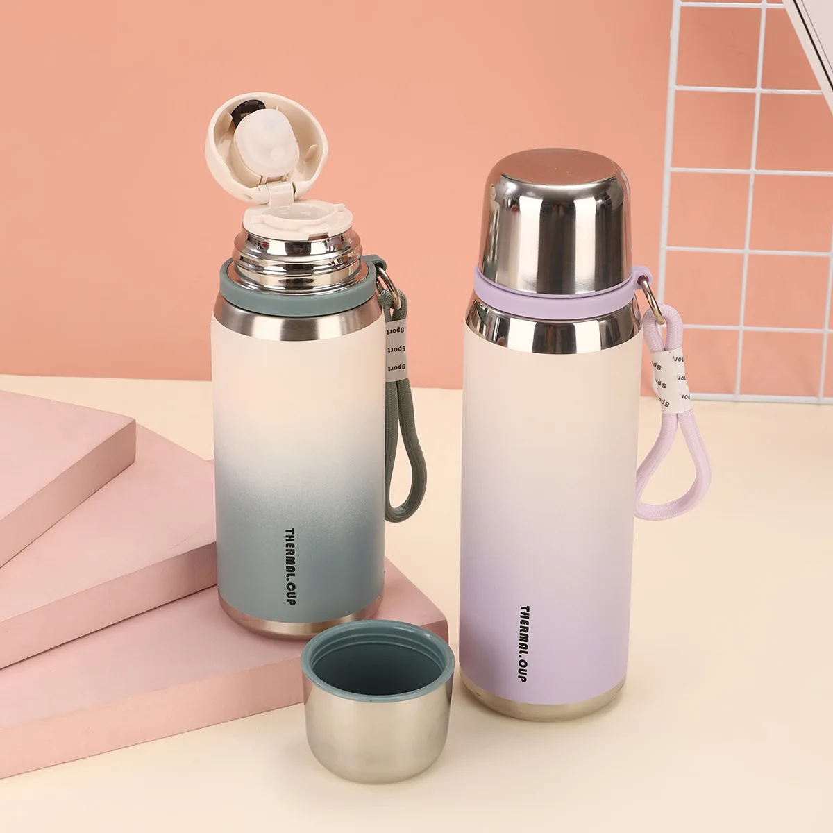 Stainless Steel Insulated Water Bottle Gradient Color Outdoor Leak Proof