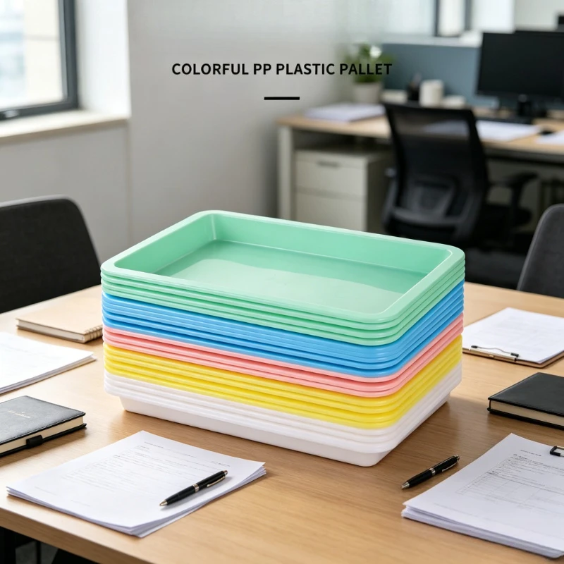 Set di 6 Vassoi in Plastica Colorati, Resistenti e Impilabili per Snack, Pasti, Arti e Mestieri, e Organizzazione Domestica