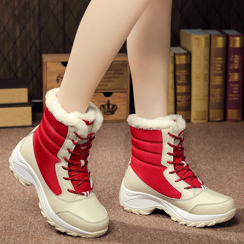 Snow boots women's boots winter warm plush plus size outdoor casual boots anti-slip high-top cotton boots women's cotton shoes