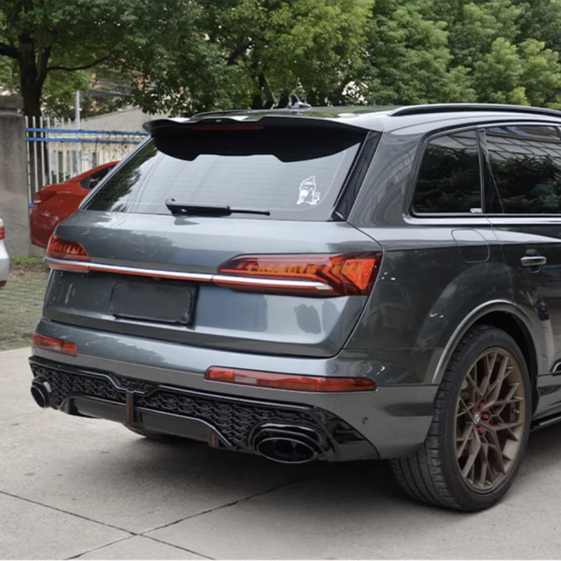 Spoiler Pare-chocs Arrière Chromé Audi Q7 S-line 2019+ – Avec Trous Capteurs (Neuf)