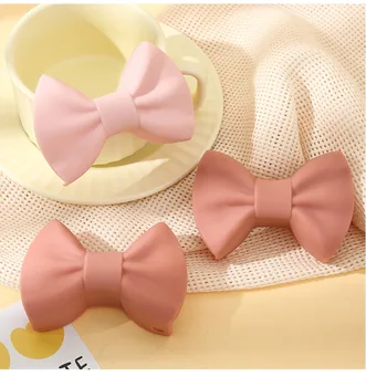 Bow Shape Anti-Scald Pot Clip 1