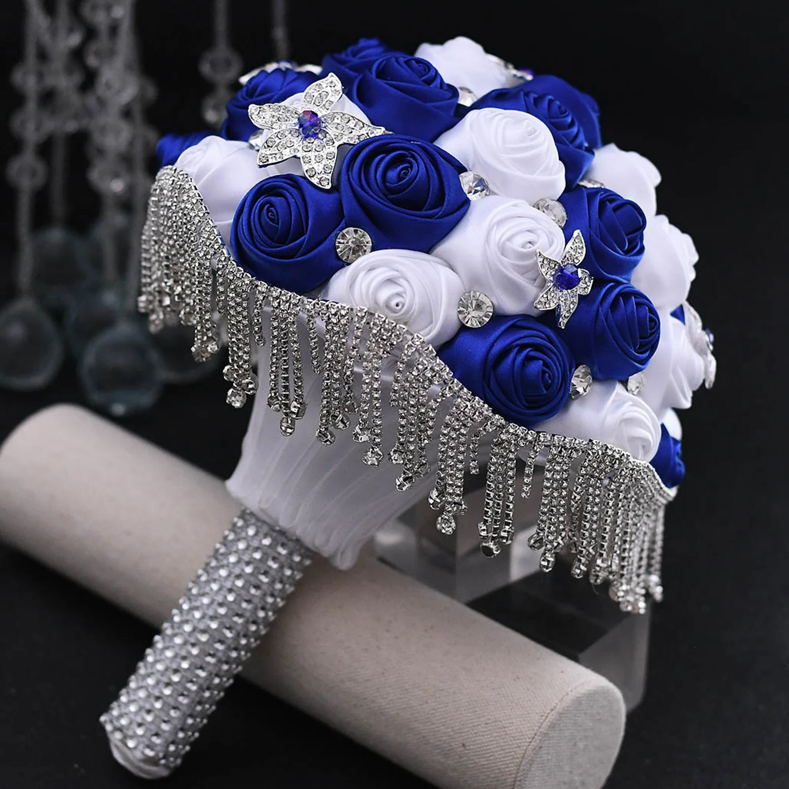 azuis reais flores de damas honra 02