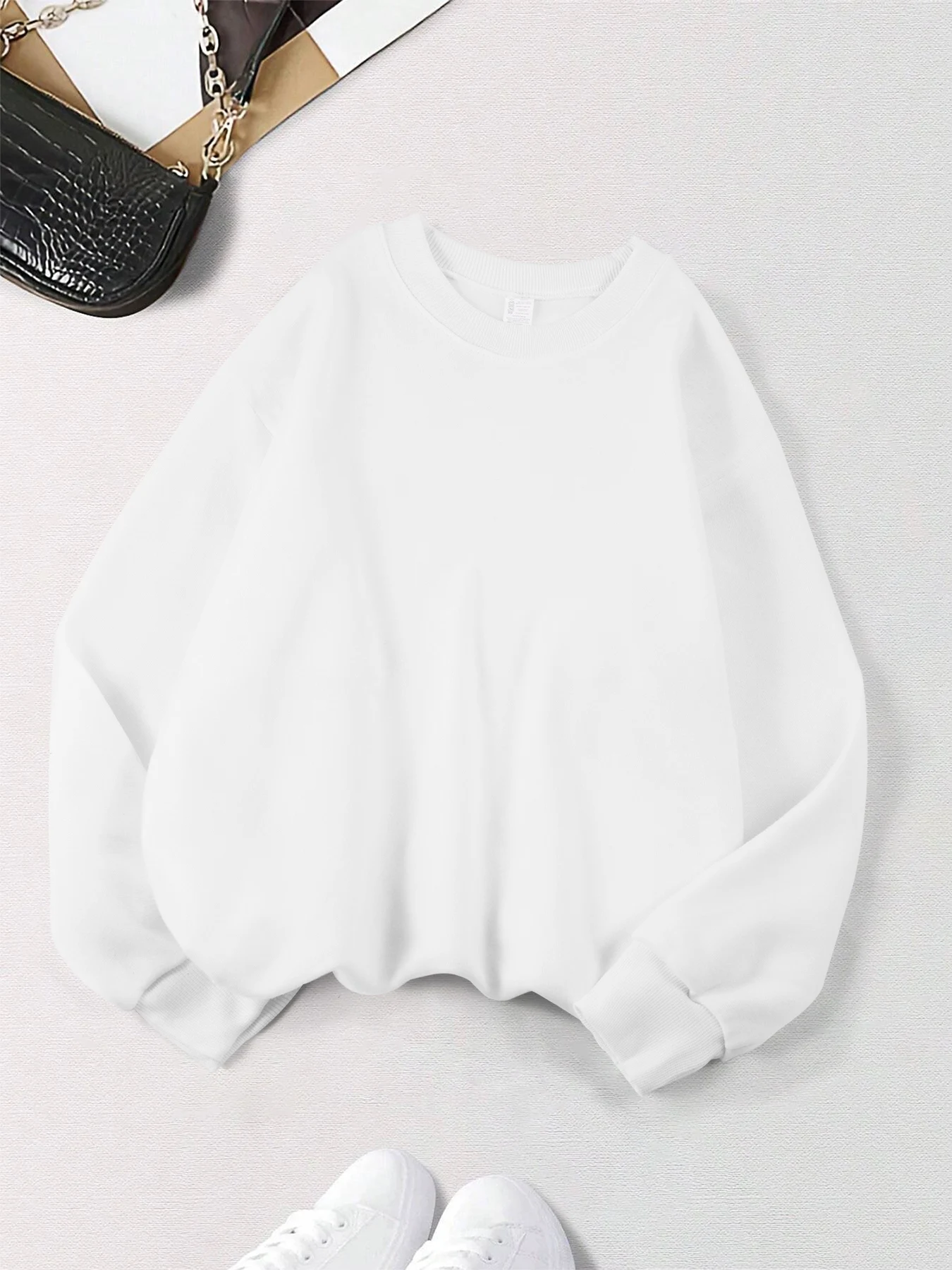 بلوفرات الخريف والشتاء المرأة البلوز مريح الصلبة هوديي الصوف ملابس عصرية الشارع لينة ملابس رياضية ملابس علوية دافئة غير رسمية