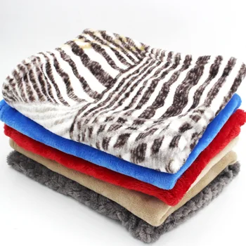 1pc Fashion Pet Blanket Double-sided Coral Fleece Dog Blanket Cat Nest Mat Autumn and Winter Warm Pet Supplies Accessories