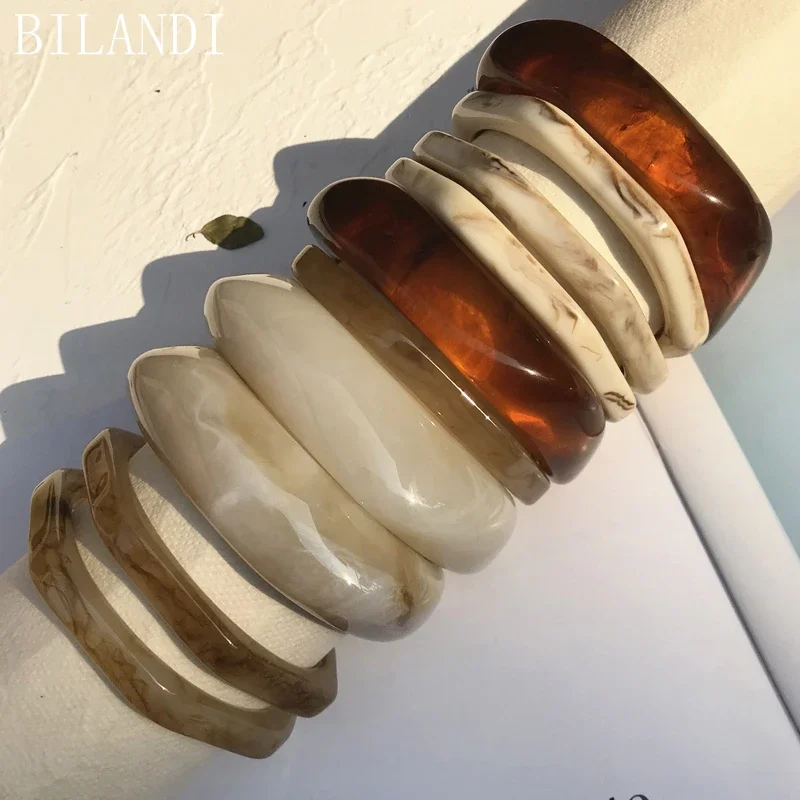 Bilandi Vintage Resin Acrylic Geometric Irregular Square Faceted Bangle New Elegant Style Bracelet Women Jewelery Gift bangle bracelet