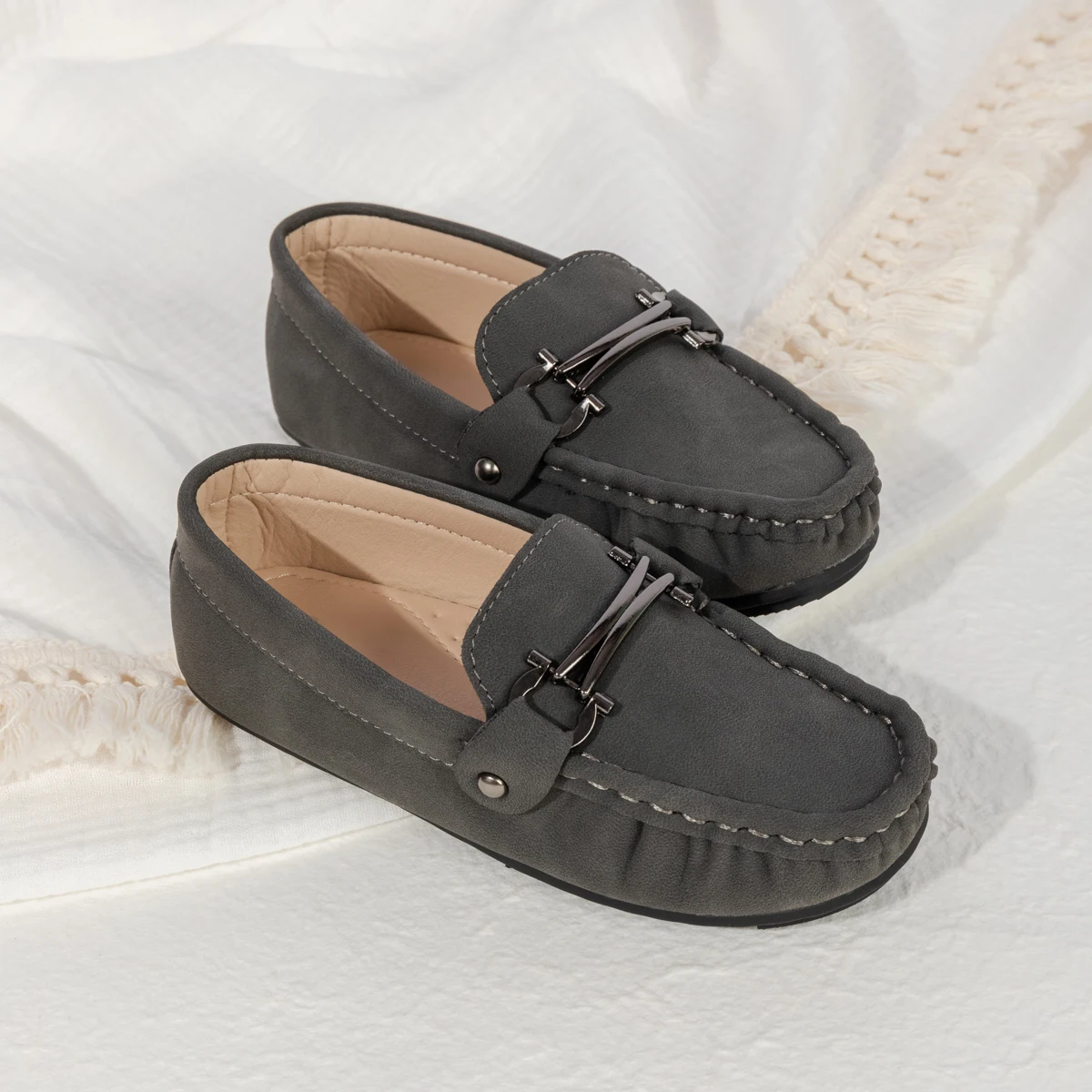 Jungen-Loafer im britischen Stil, Kinder-Kleiderschuhe, Slip-On-Mokassins, flache Kinderschuhe für Schule, Hochzeit, Party, formelle Auftritte – Detail 5