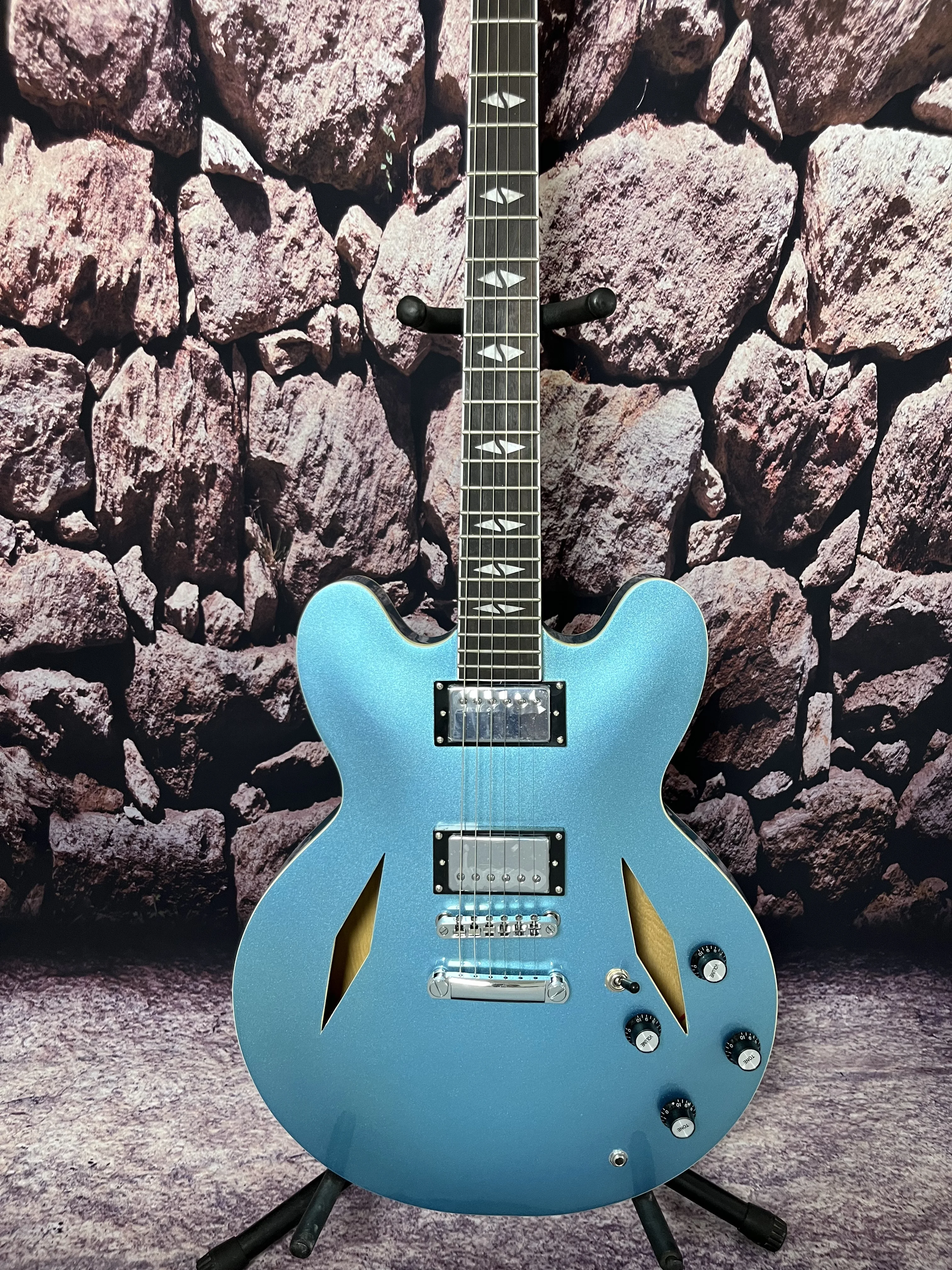 Factory customization electric guitar DG335 metal blue color semi-hollow body