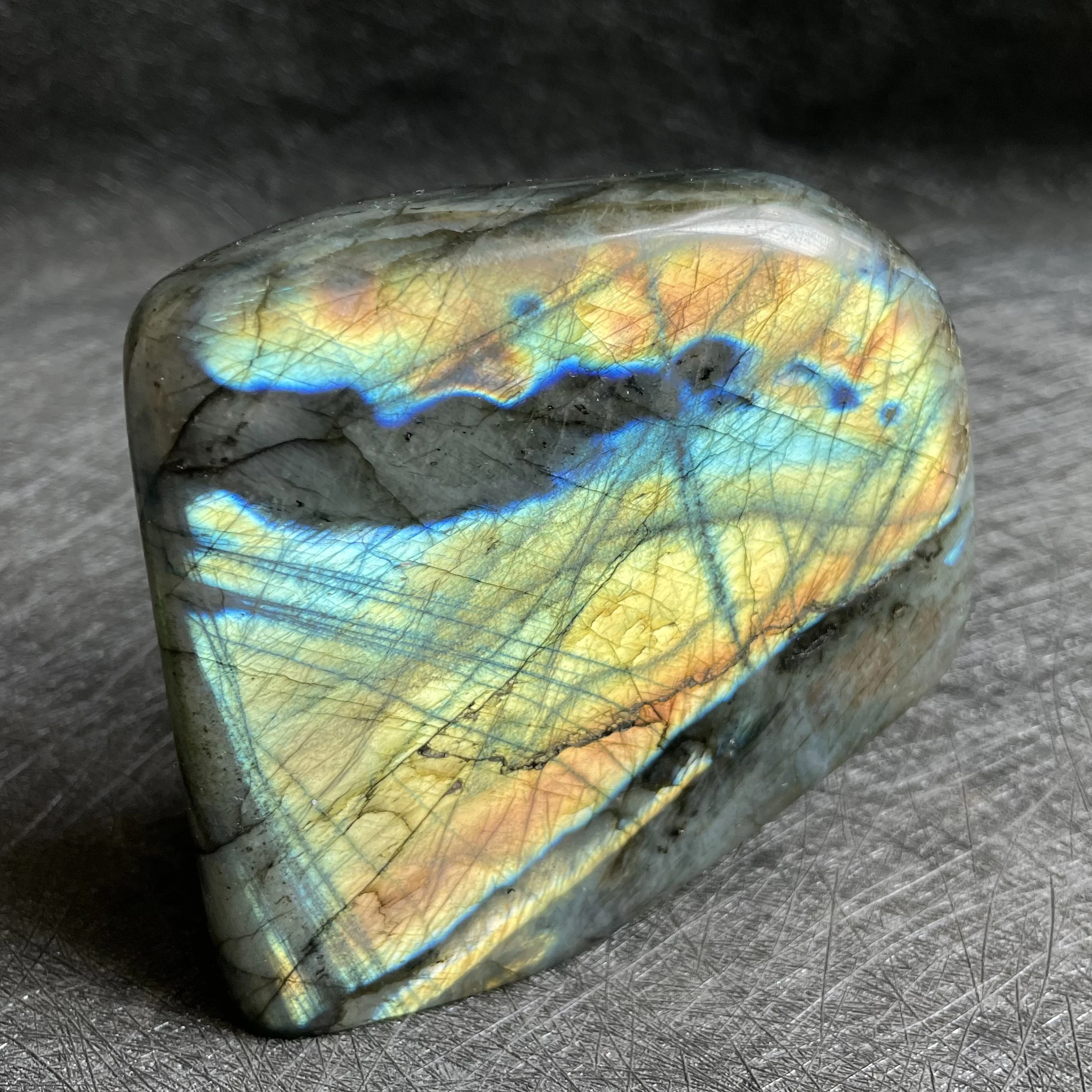 

543g Natural Stone Labradorite Home Decoration Rock Crystal Rough Polished Quartz Moonstone Healing