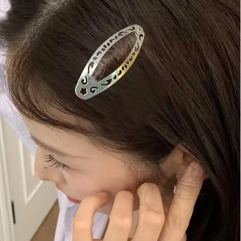 Vintage Hollowed Out Pattern Hair Clips Y2