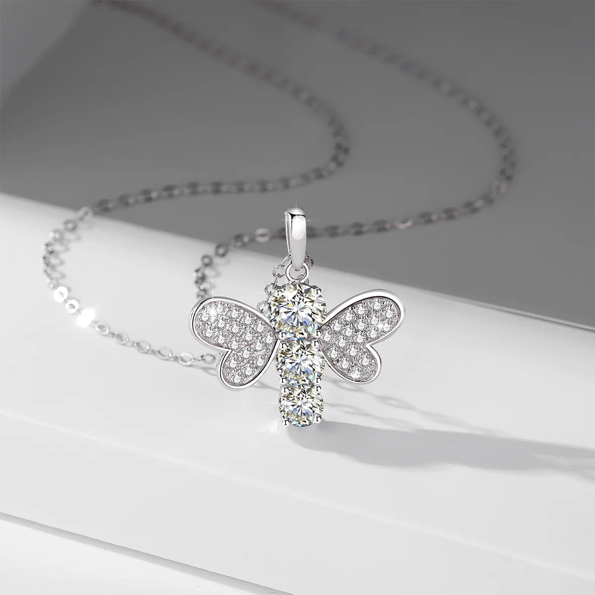 925 Sterling Silver Dragonfly Pendant Clavicle Chain Moissanite Necklace Charms For Women Elegant Girl Jewelry Gift