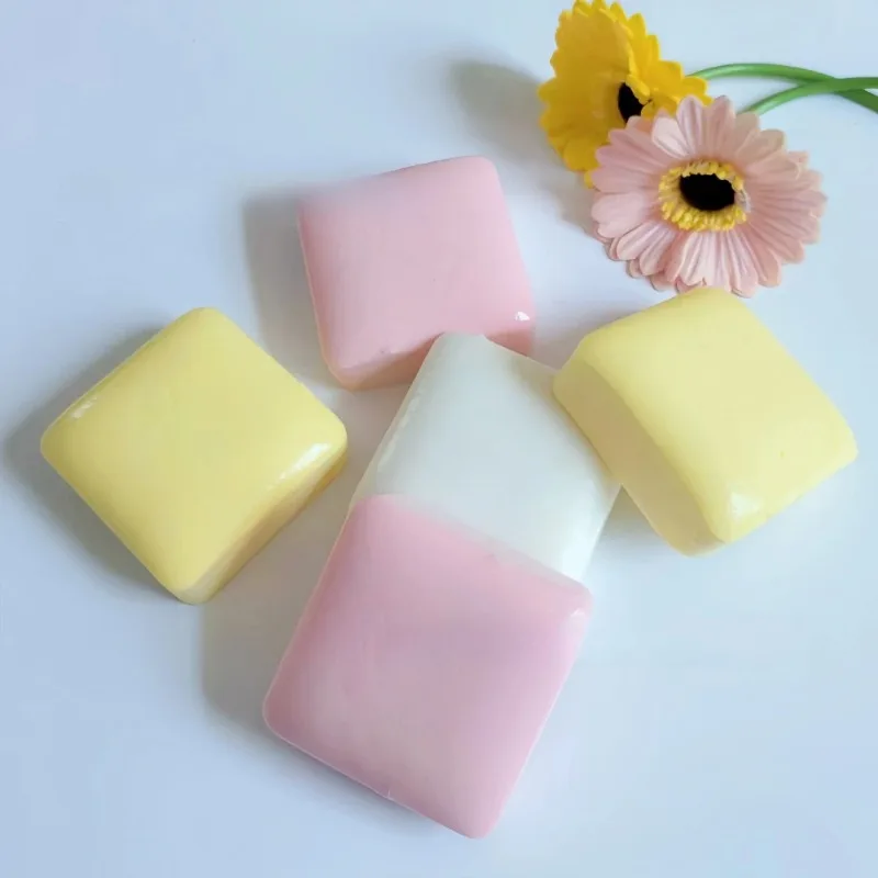 Slow Rising Cake Gummy Toys for Relieving Stress and Anxiety, Gifts for Adults and Children with Autism, Fun and Interesting