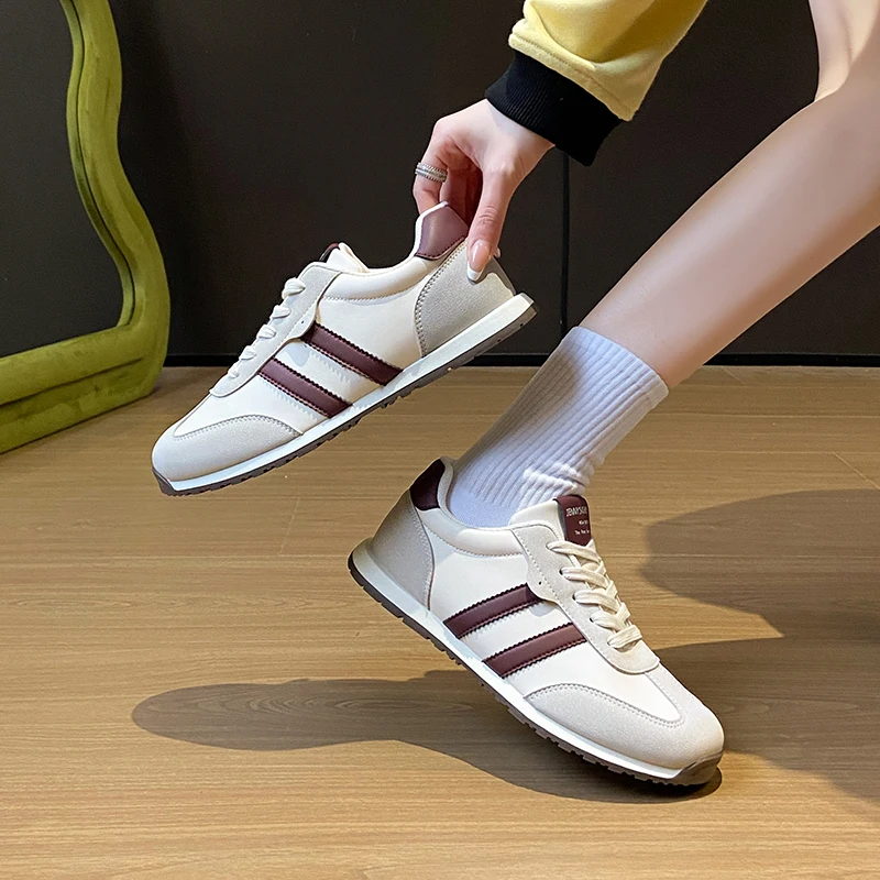 New Leather Women's White Casual Woman Vulcanize Sneakers Breathable Sport Walking Running Platform Flats Shoes Size 35-40