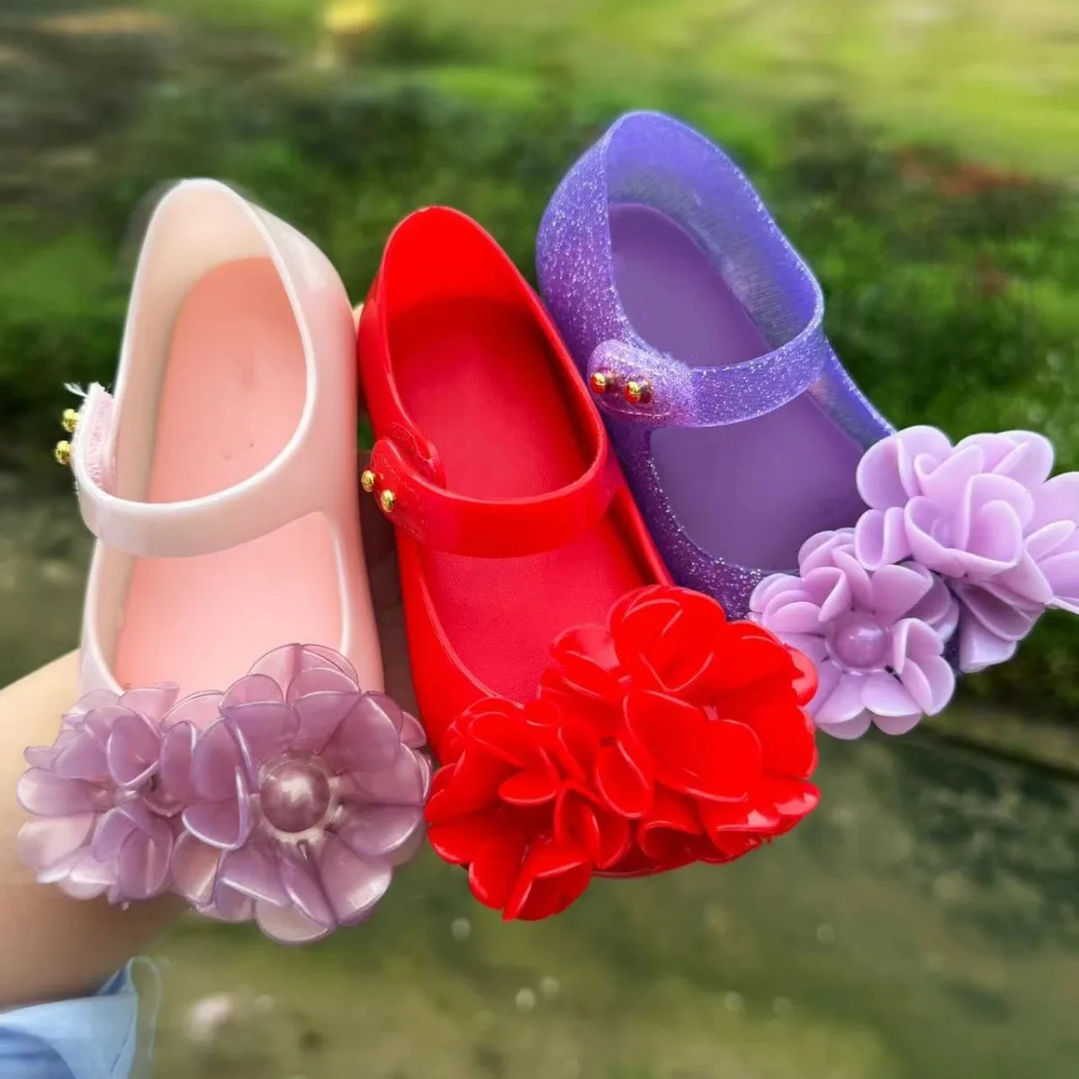 

2024 New Style Children's Jelly Shoes Summer Girls Princess Fashion sandal Kids Camellia Single Comfortable Beach shoes HMI149