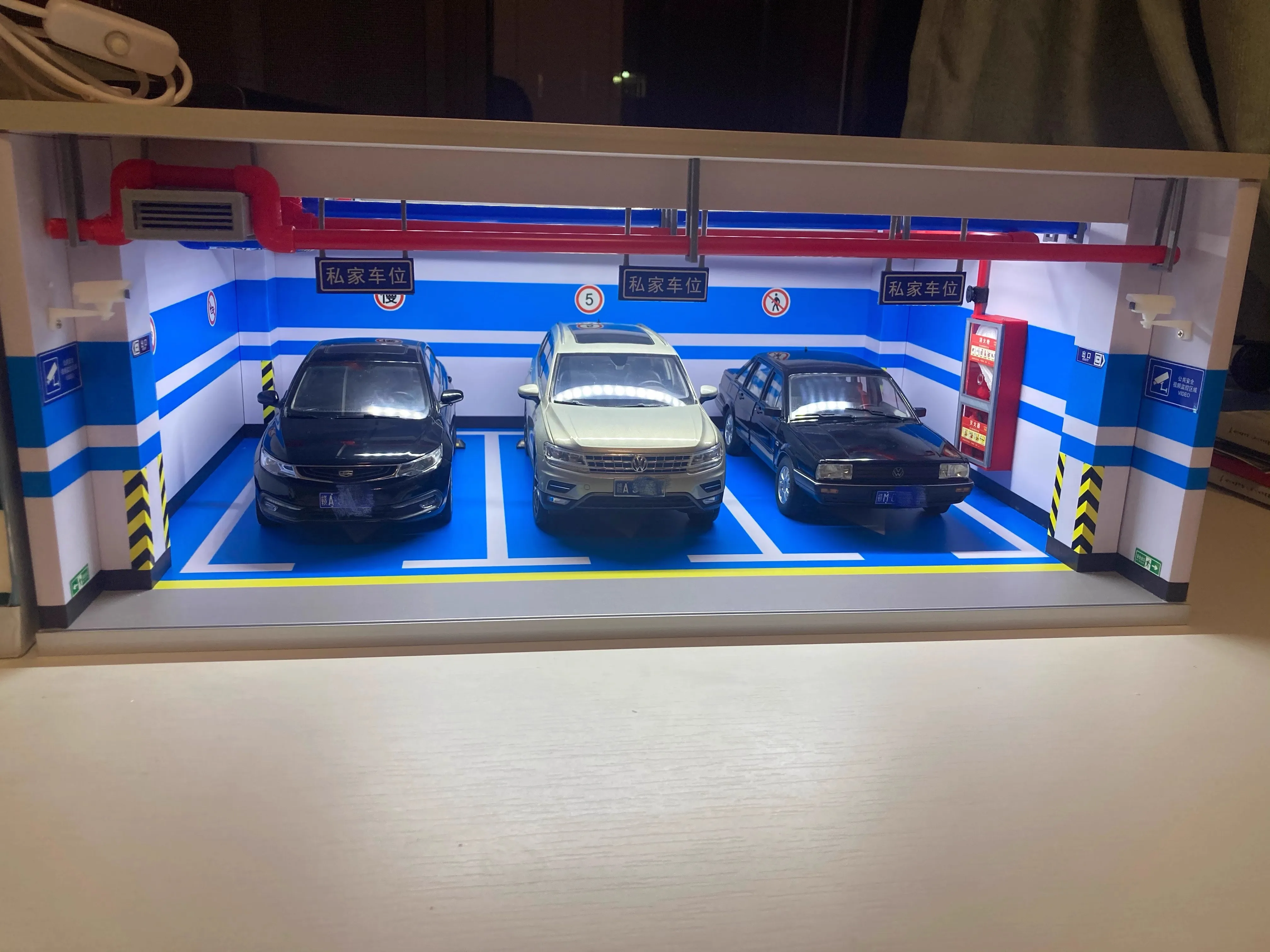 1:18 Model Car Garage Scene Underground Parking Lot Double Parking Space Display Box Dust Cover Children Toys 6