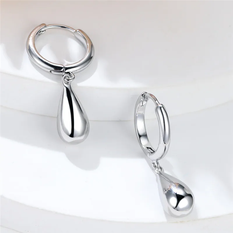 Cute Water Drop Small Hoop Earrings Vintage Gold Silver Color Round Earrings For Women Simple Fashion Wedding Engagement Jewelry