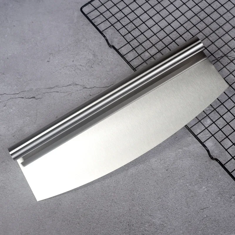 Pizza cutter 30cm Stainless Steel Pizza Cutter Commercial Half Moon Shaker Hob Semicircle Shaker Multi-Purpose Slitting Cutter