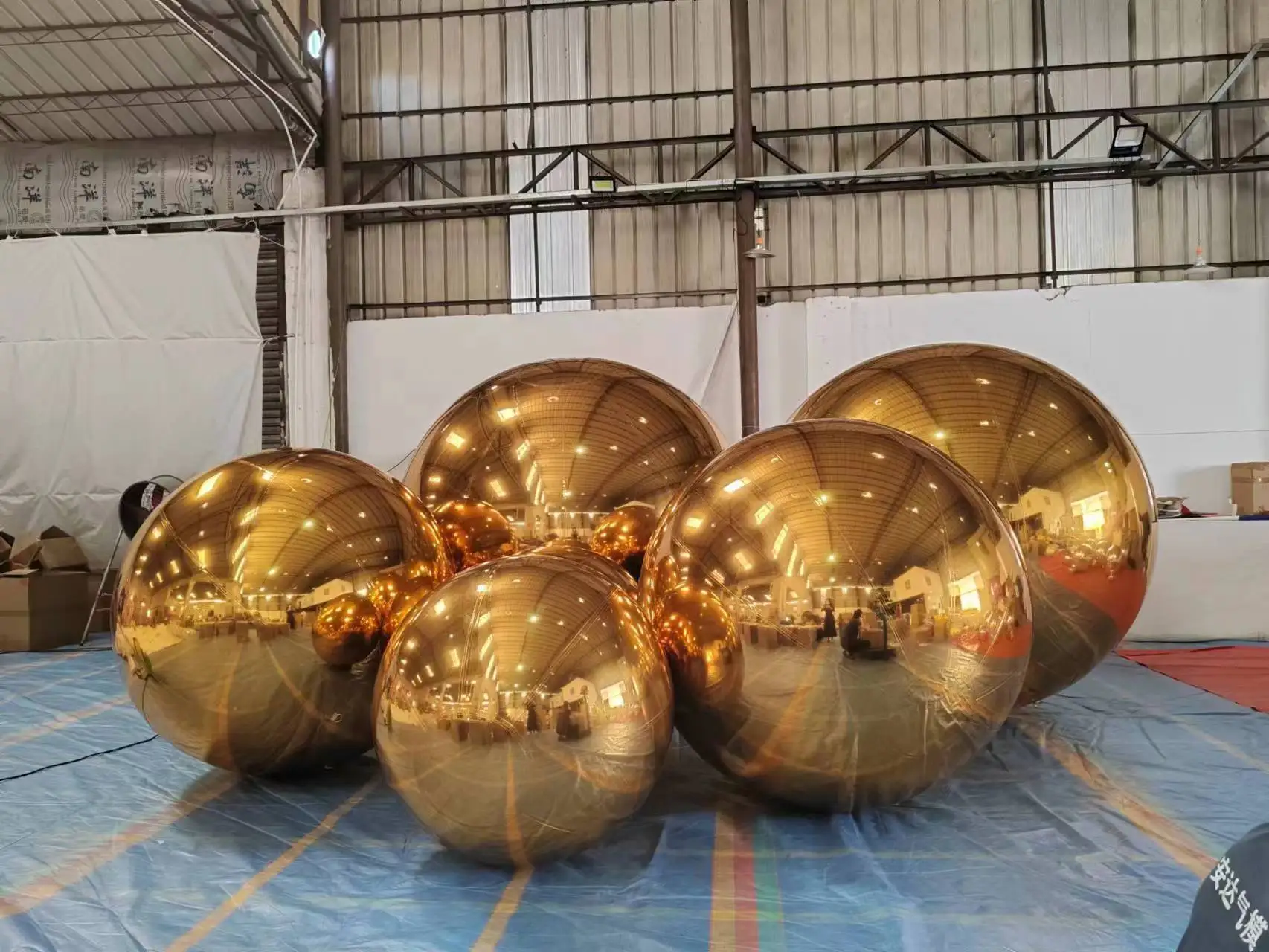 50cm-3m Double Layer Inflatable Mirror Ball PVC Silver Gold Mirror Balloon Giant Sphere Reflective Balloon For Wedding Event 6